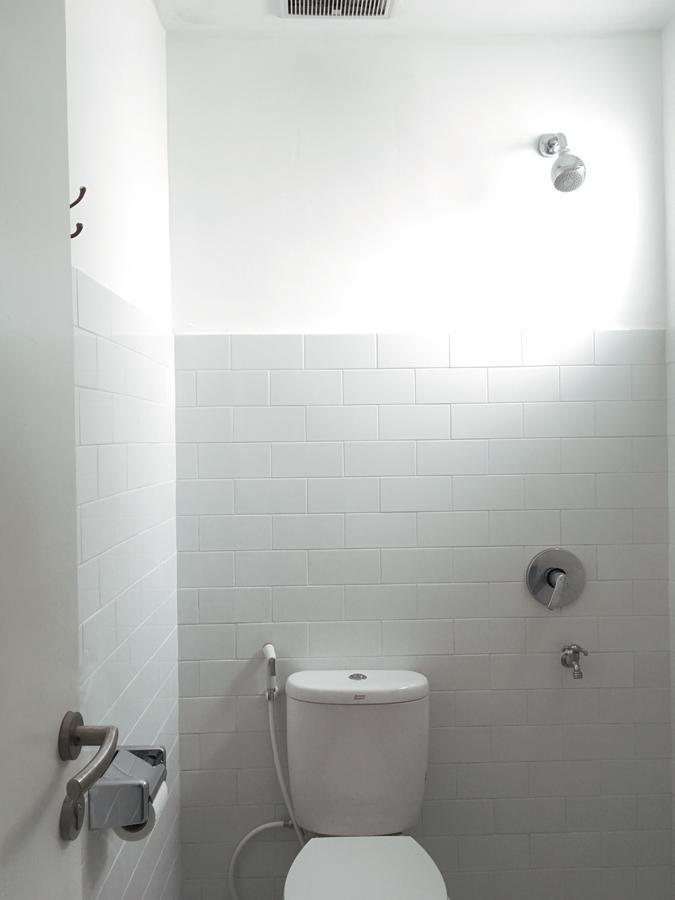 Pawon Cokelat Guesthouse Jogjakarta Buitenkant foto